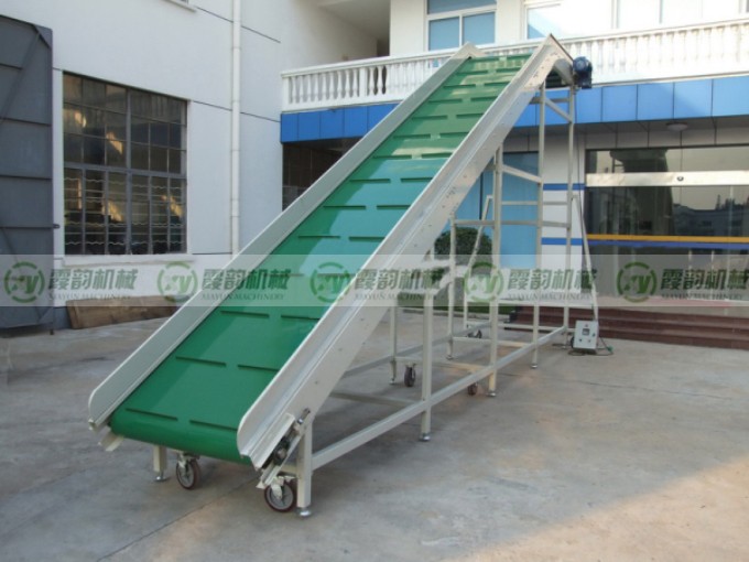 爬坡皮帶輸送機(jī)03